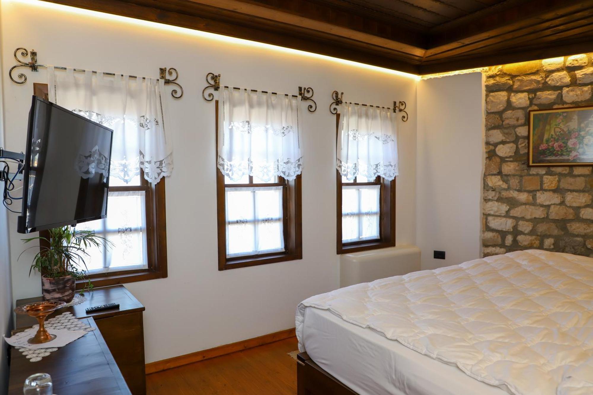 Villa Oda Tomori Berat Exterior foto